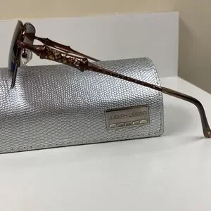 Judith Leiber | Accessories | Judith Lieber Stunning  display picture 3